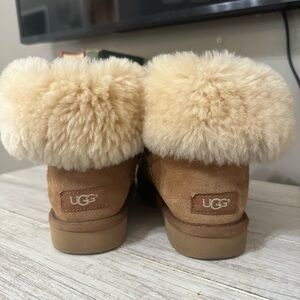 Woman’s size 7 UGG Boots